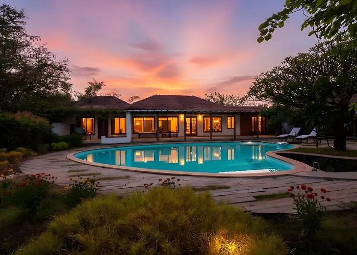 Wander Beyond By Stayvista - Featuring A Bali-Themed Abode And A Refreshing Swimming Pool Alibag
